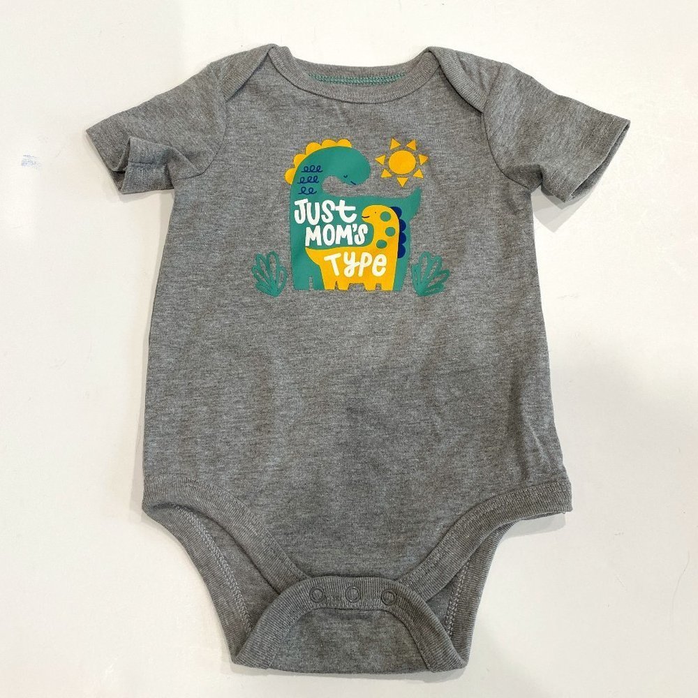 Baby Cat & Jack, NWOT, baby boy's 3-6M short sleeved body suit in grey.